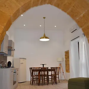 Ilgiardinodilina Apartment Agrigent
