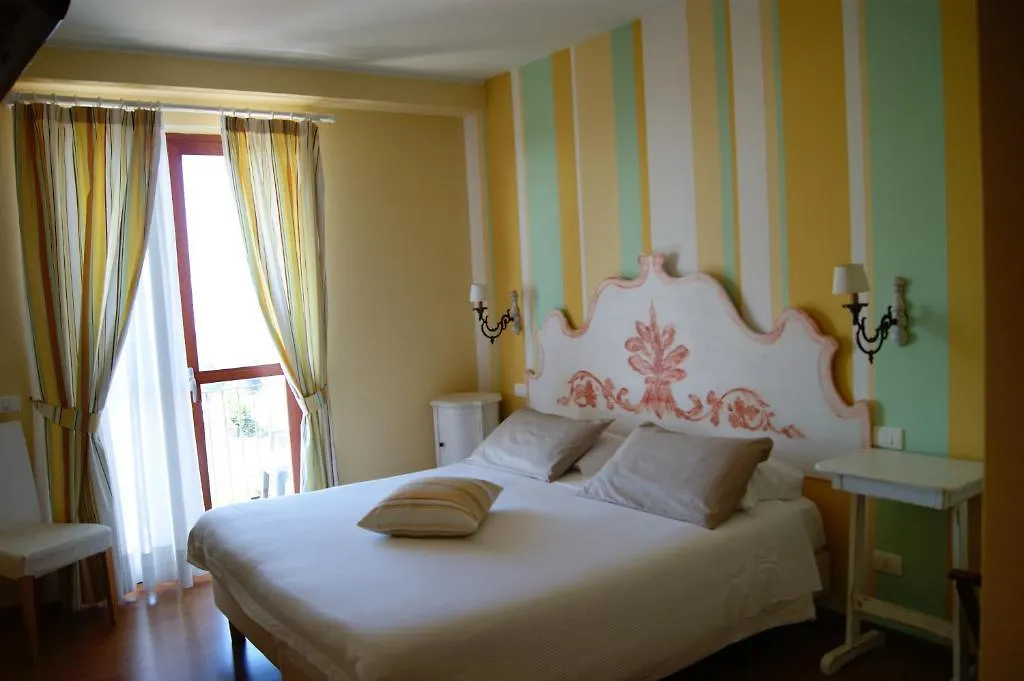 B&B Corte Frisonai Bardolino Frühstückspension